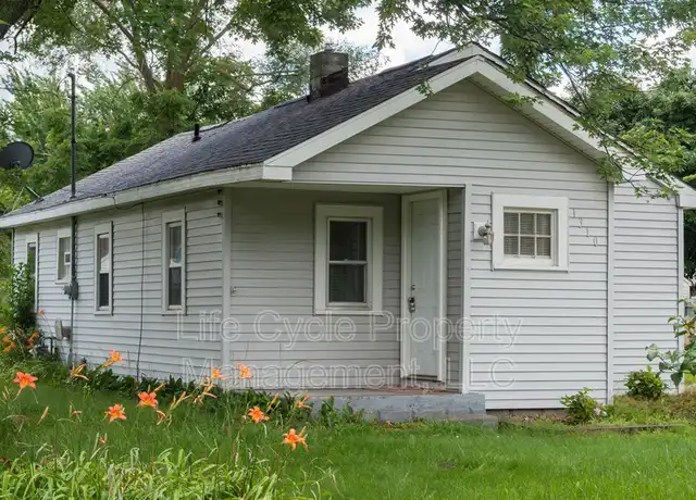 Property at 1310 Beechwood St NE, Grand Rapids, MI, 49505, 2 beds, 1 bath, [object Object]