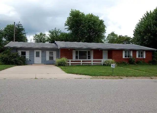 Property at 1405 Whitney Ln, Rolla, MO, 65401, 4 beds, 2 baths, [object Object]