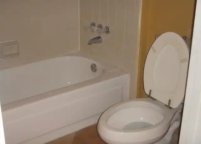 Property at 4201 W McNab Rd #13, Pompano Beach, FL, 33069, 2 beds, 2 baths, [object Object]
