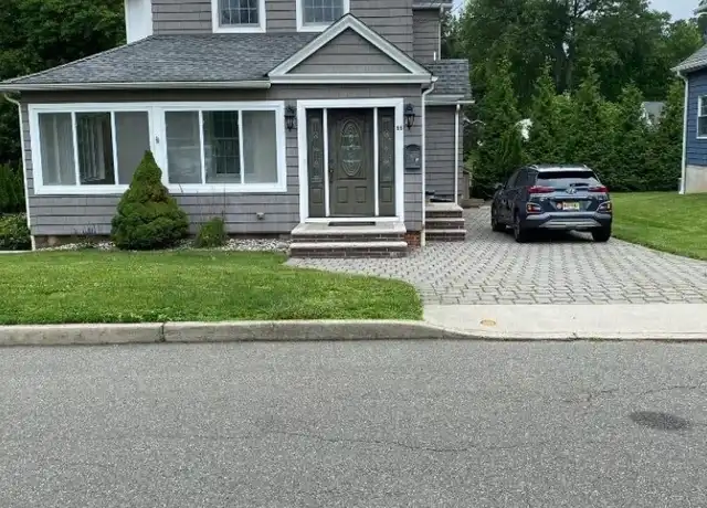 Property at 55 N Maple Ave, Park Ridge, NJ, 07656, 2 beds, 1 bath, [object Object]