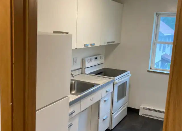 Property at 408 6th St SW Unit 11, Willmar, MN, 56201, 1 bed, 1 bath, [object Object]