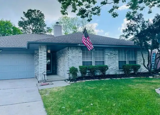 Property at 2607 Old Oak Ln, Kingwood, TX, 77339, 3 beds, 2 baths, [object Object]