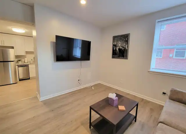 Property at 1511 E High St Unit 3, Charlottesville, VA, 22902, 1 bed, 1 bath, [object Object]