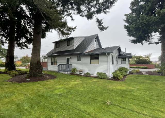 Photo of 620 Fidalgo Ave, Anacortes, WA 98221