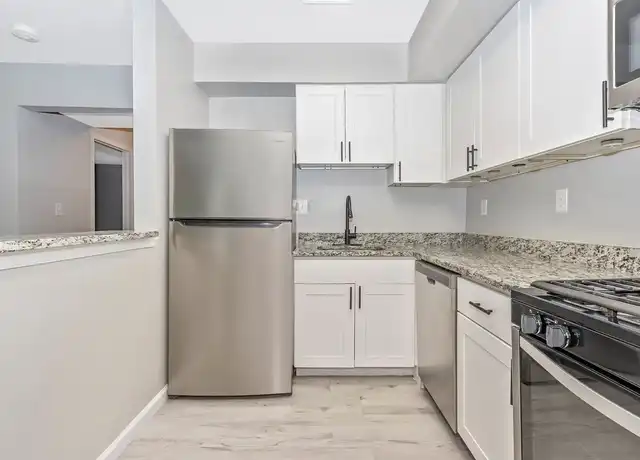 Property at Avenue Apartments - 6311 Pennsylvania Ave, District Heights, MD, 20747, 1 bed, 1 bath, [object Object]