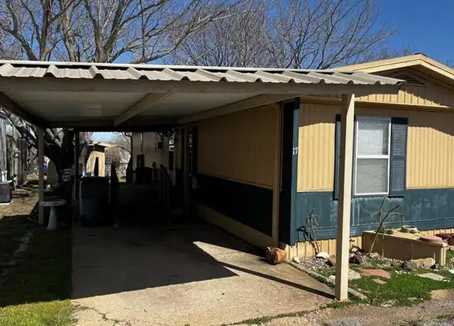 Property at 3130 Parkerville Rd #17, Lancaster, TX, 75146, 2 beds, 1.5 baths, [object Object]