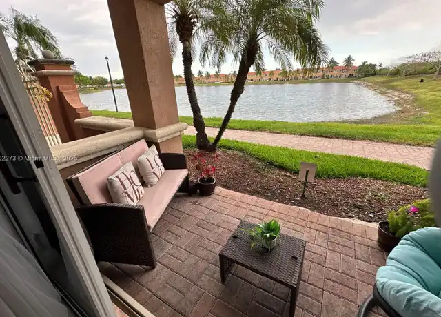 Property at 6380 NW 114th Ave #305, Doral, FL, 33178, 3 beds, 2 baths, [object Object]