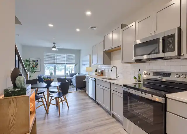 Property at The Pointe at Overlook - 1000 Town Blvd, Manheim Township, PA, 17601, 2 beds, 2-2.5 baths, [object Object]