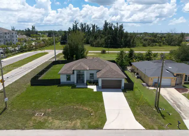 Property at 800 SW 2nd St Unit NA, Cape Coral, FL, 33991, 4 beds, 2 baths, [object Object]