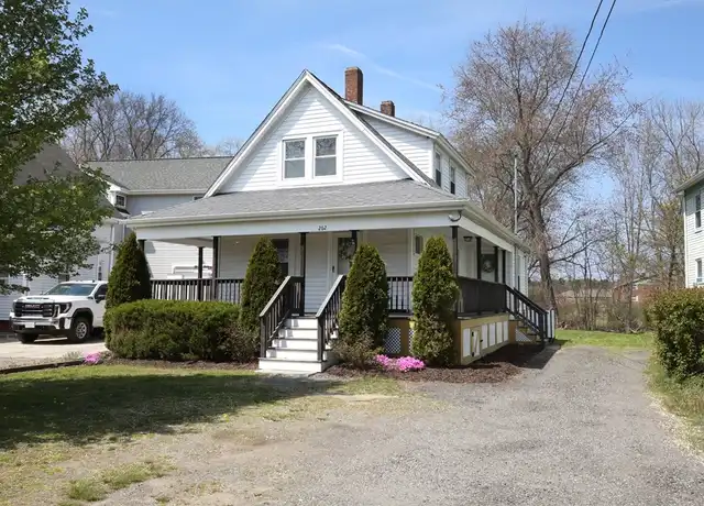 Property at 262 Plymouth St Unit 1, Bridgewater, MA, 02324, 3 beds, 1 bath, [object Object]