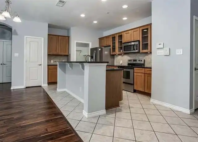Property at 1020 Texas St Unit 12084, Fort Worth, TX, 76102, 2 beds, 2 baths, [object Object]