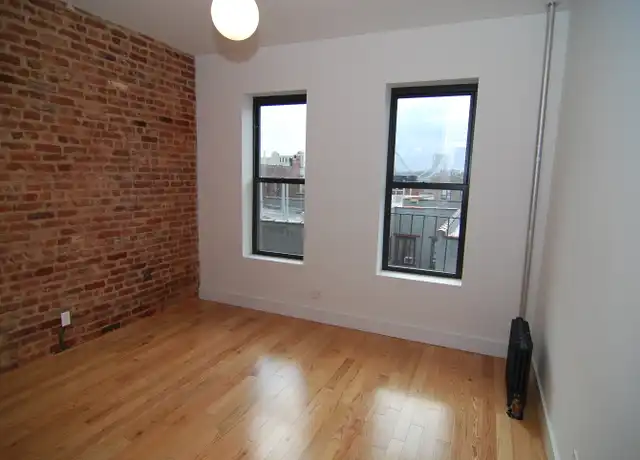 Property at 76 Pinehurst Ave Apt 35, New York, NY, 10033, 2 beds, 1 bath, [object Object]