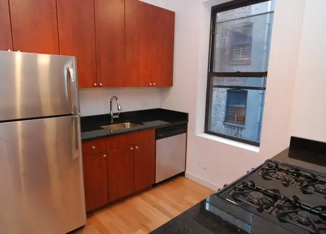 Property at 76 Pinehurst Ave Apt 35, New York, NY, 10033, 2 beds, 1 bath, [object Object]