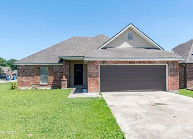 Property at 101 Tall Oaks Ln, Youngsville, LA, 70592, 3 beds, 2 baths, [object Object]