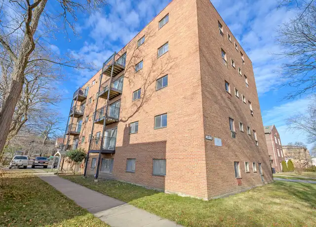 Property at 10360 S Walden Pkwy Unit 103603b, Chicago, IL, 60643, 1 bed, 1 bath, [object Object]