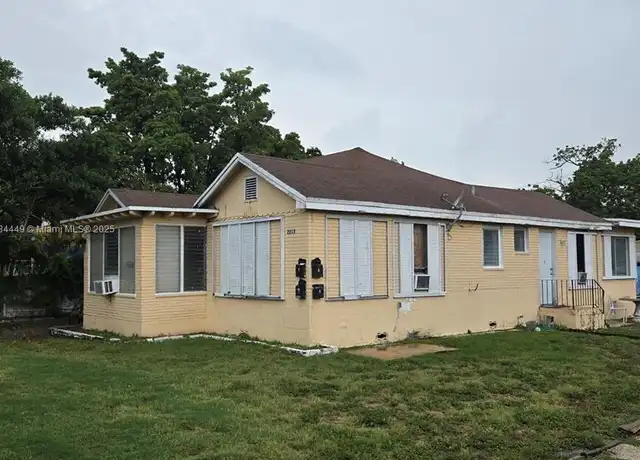 Property at 2215 Fillmore St Unit B, Hollywood, FL, 33020, 2 beds, 1 bath, [object Object]