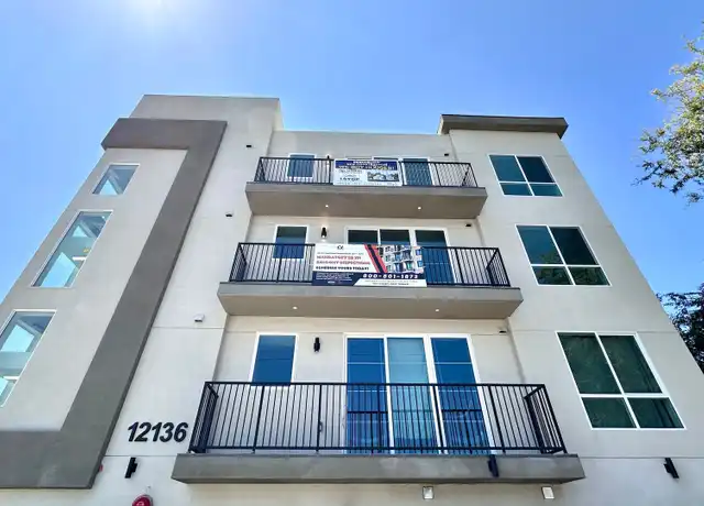 Property at 12136 Vanowen St Unit 301, North Hollywood, CA, 91605, 1 bed, 1 bath, [object Object]