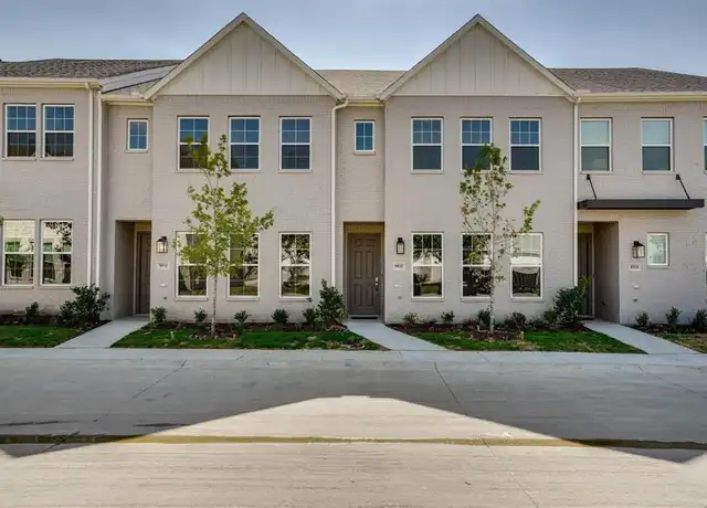 Property at 9935 Schramm St, Irving, TX, 75063, 3 beds, 3 baths, [object Object]