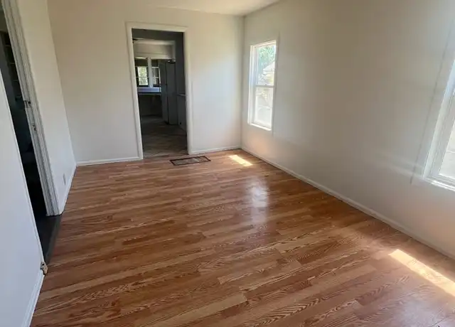 Property at 215 Mortimer St, Klamath Falls, OR, 97601, 2 beds, 1 bath, [object Object]
