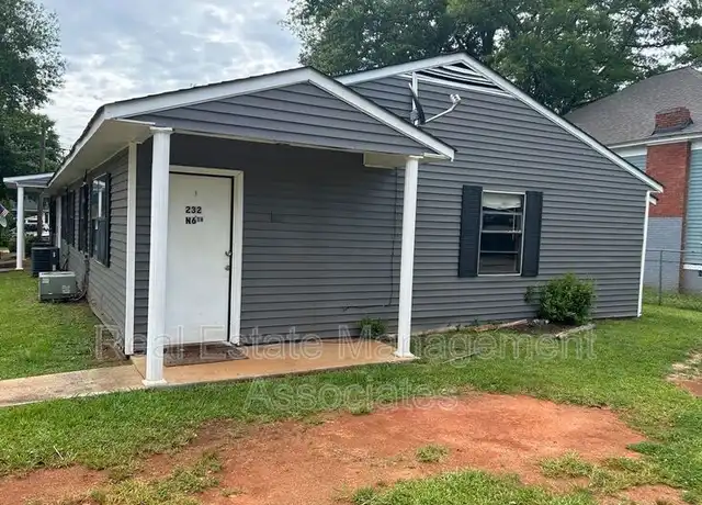 Property at 232 N 6th St, Griffin, GA, 30223, 2 beds, 1 bath, [object Object]
