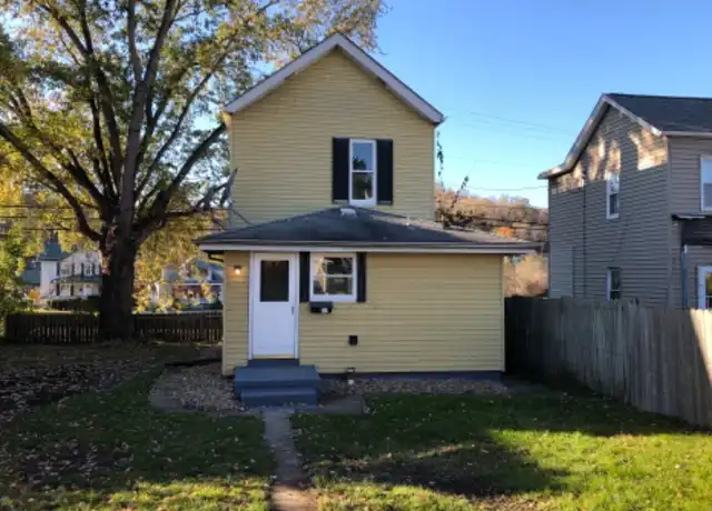 Property at 1807 Franklin St, Greensburg, PA, 15601, 2 beds, 1 bath, [object Object]
