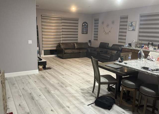 Photo of 265 E Lawson Ave, Tracy, CA 95391