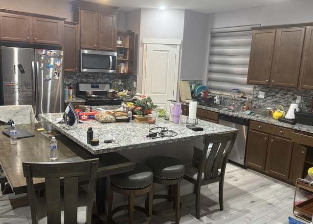 Photo of 265 E Lawson Ave, Tracy, CA 95391