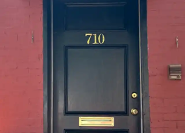 Property at 708 N Van Buren St Unit 2, Wilmington, DE, 19806, 2 beds, 2 baths, [object Object]