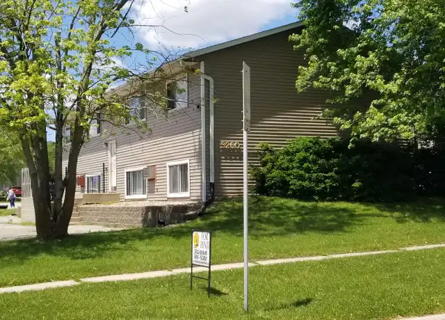 Property at 3260 9th St Unit 03, Marion, IA, 52302, 2 beds, 1 bath, [object Object]