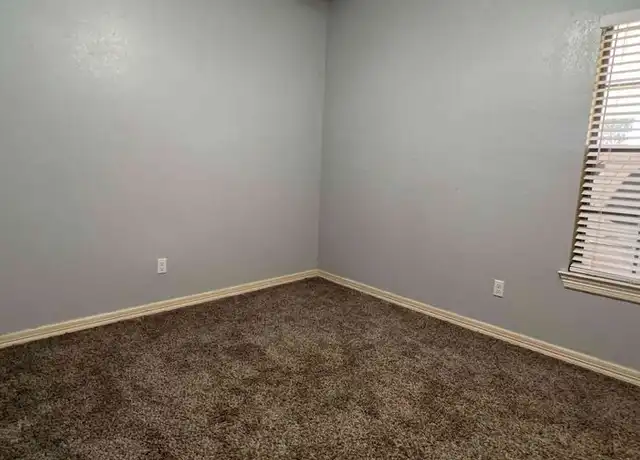 Property at Cherokee Townhomes - 3086 E Cherokee Dr, Fayetteville, AR, 72701, 3 beds, 2 baths, [object Object]