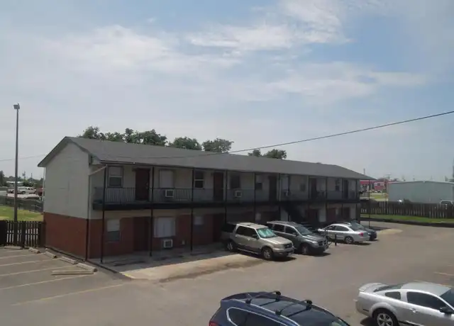 Property at 2007 NW Lindy Ave, Lawton, OK, 73507, 1 bed, 1 bath, [object Object]