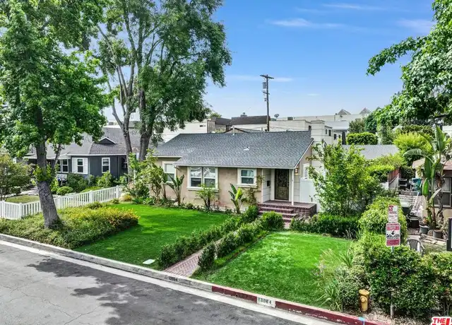Property at 13964 La Maida St, Sherman Oaks, CA, 91423, 4 beds, 2.5 baths, [object Object]
