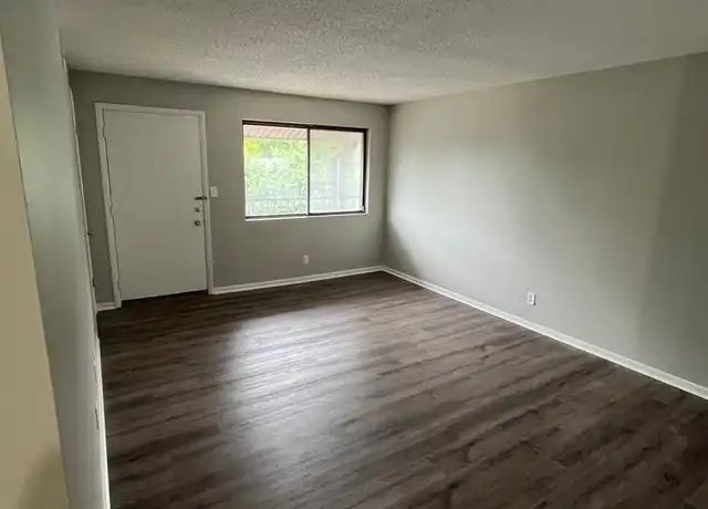 Property at 2332 N Cotner Blvd Unit 1, Lincoln, NE, 68507, 1 bed, 1 bath, [object Object]