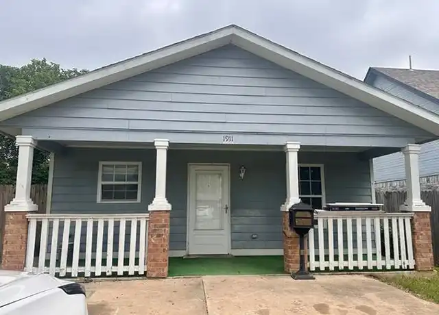 Property at 1911 Gallagher St, Dallas, TX, 75212, 4 beds, 2 baths, [object Object]