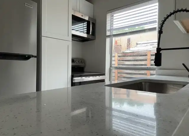 Property at 4414 Worth St, Dallas, TX, 75246, 1-2 bed, 1 bath, [object Object]