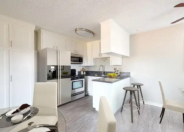 Property at 903 N Eucalyptus Ave, Inglewood, CA, 90302, 2 beds, 1 bath, [object Object]