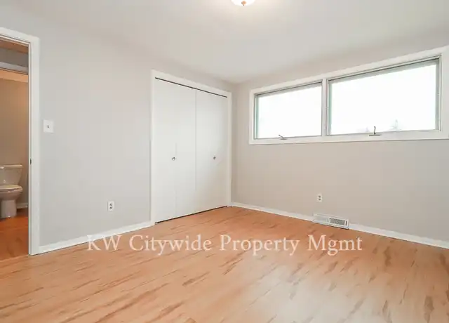 Property at 11425 Tonsing Dr, Cleveland, OH, 44125, 2 beds, 1 bath, [object Object]