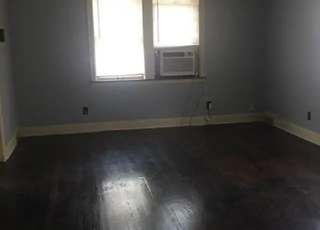 Property at 2720 11th Ave Unit 10, Moline, IL, 61265, 1 bed, 1 bath, [object Object]