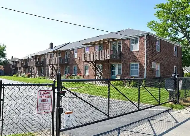 Property at 6116 W Lisbon Ave Unit 2, Milwaukee, WI, 53210, 1 bed, 1 bath, [object Object]