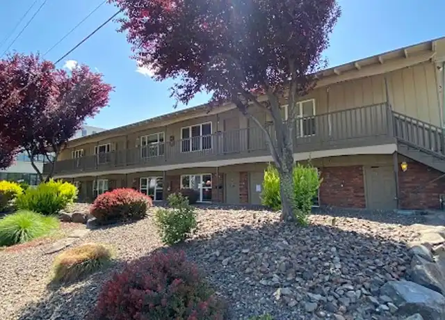Property at 1401 W Chestnut Ave Unit 06, Yakima, WA, 98902, 2 beds, 1 bath, [object Object]