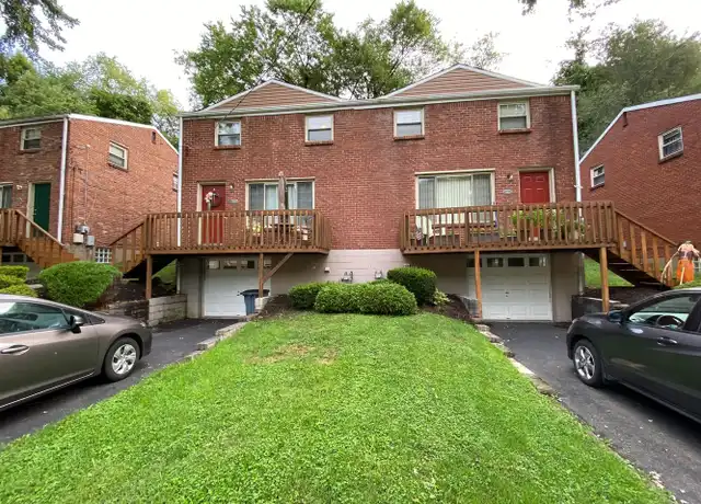Property at 920 Sleepy Hollow Rd Unit 920, Castle Shannon, PA, 15234, 3 beds, 1 bath, [object Object]