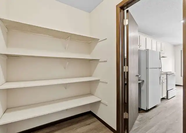 Property at Como Park Apartments - 1385 Jessamine Ave W, St Paul, MN, 55108, 1 bed, 1 bath, [object Object]