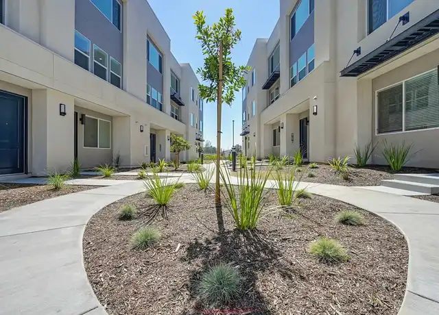 Property at River Gate Townhomes - 140 E Whittier Blvd, Montebello, CA, 90640, 4 beds, 4 baths, [object Object]