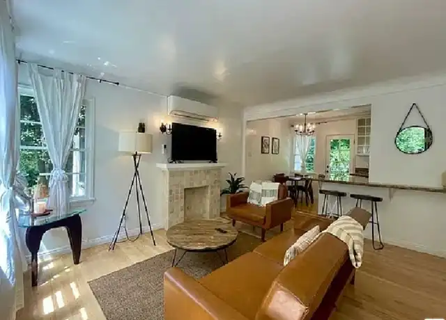 Property at 953 19th St Unit A, Santa Monica, CA, 90403, 1 bed, 1 bath, [object Object]