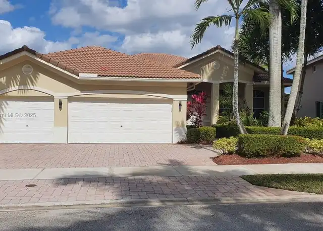 Property at 2408 Deer Creek Rd Unit 2408, Weston, FL, 33327, 4 beds, 3 baths, [object Object]