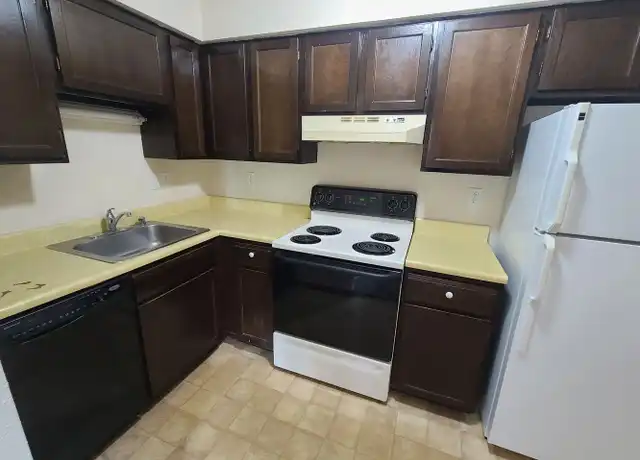 Property at 3016 Purdy Station Rd Unit 8, Fitchburg, WI, 53711, 1 bed, 1 bath, [object Object]