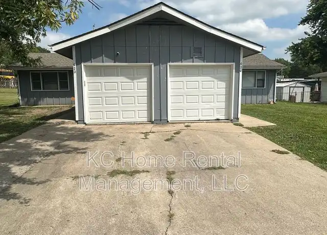 Property at 622 N 13th Ter, Leavenworth, KS, 66048, 2 beds, 1 bath, [object Object]