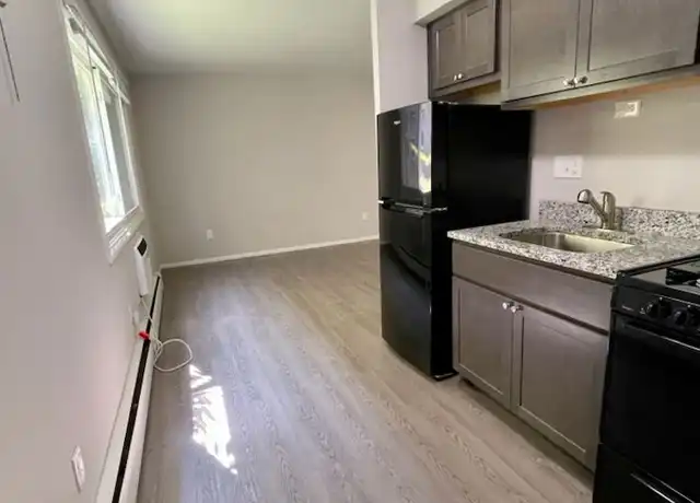 Property at 936 N 15th St Unit 936-06, Milwaukee, WI, 53233, 1 bed, 1 bath, [object Object]