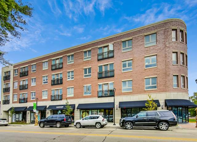 Photo of 555 Roger Williams Ave #307, Highland Park, IL 60035