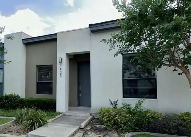 Property at 1433 Ozark Ave, McAllen, TX, 78504, 3 beds, 2 baths, [object Object]